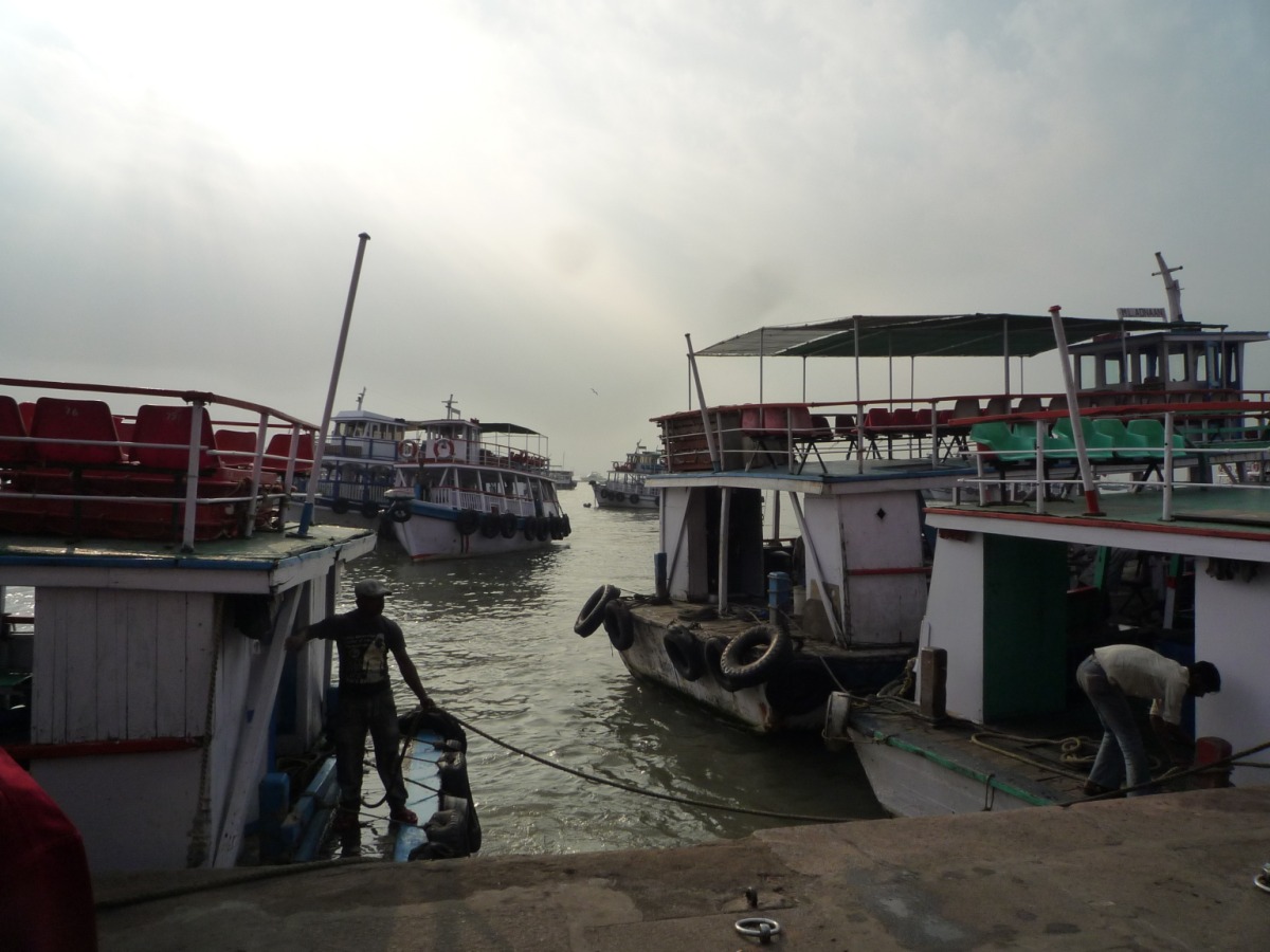 Elephanta caves01